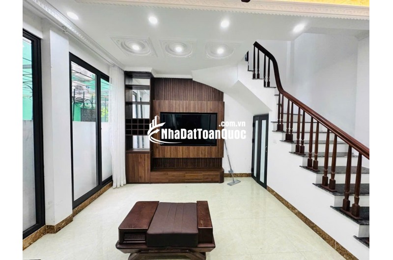 BÁN NHÀ CẦU GIẤY - BA GÁC ĐỖ CỬA, 41M2 - 6 TẦNG ĐẸP, FULL NỘI THẤT, GIÁ 9,8 TỶ